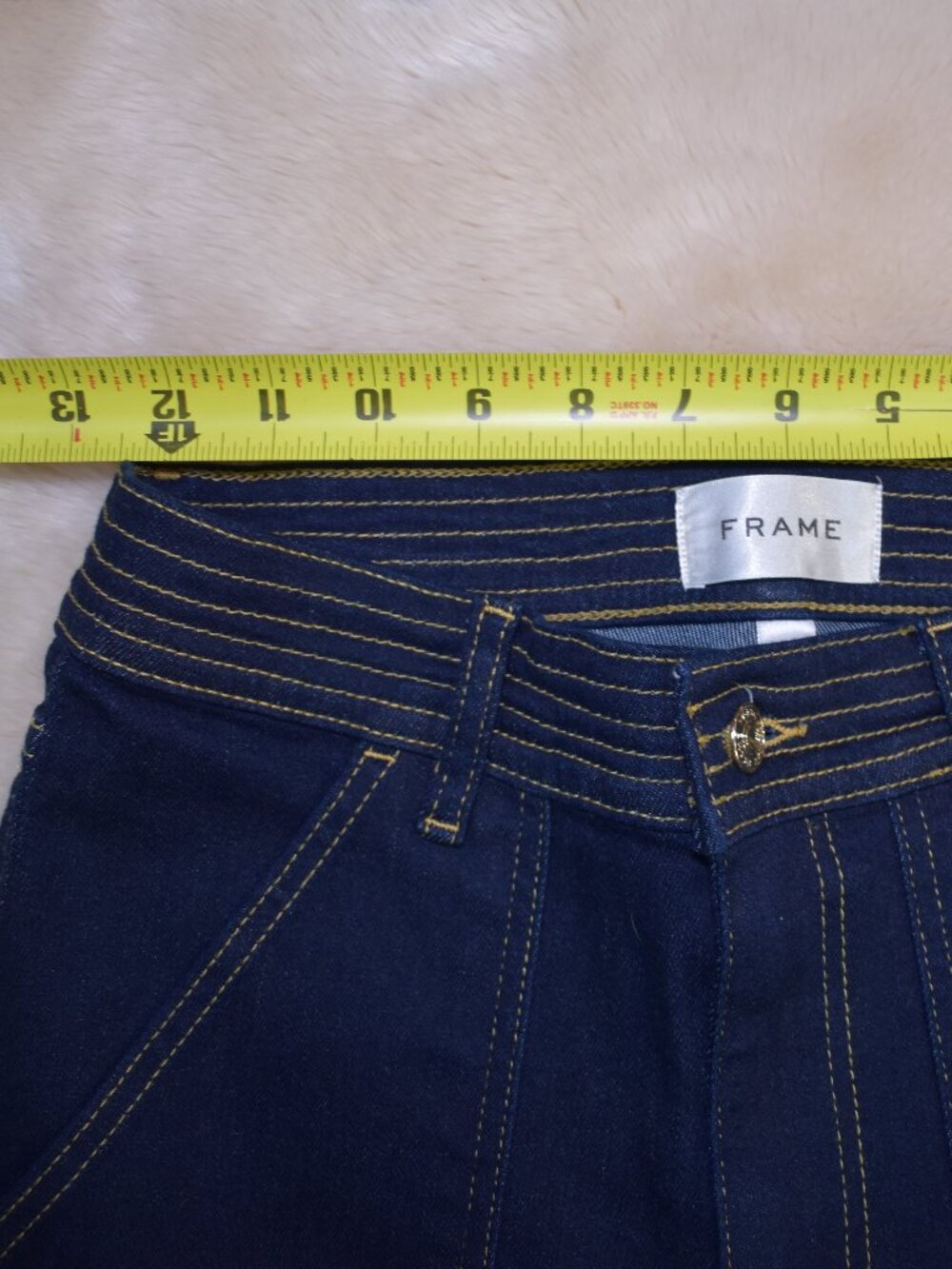 FRAME High Rise Wide Leg Jeans Size 28 Dark Blue Denim Utility Pocket Chic - Picture 11 of 14